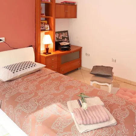 Holiday home Rajna Pucisca
